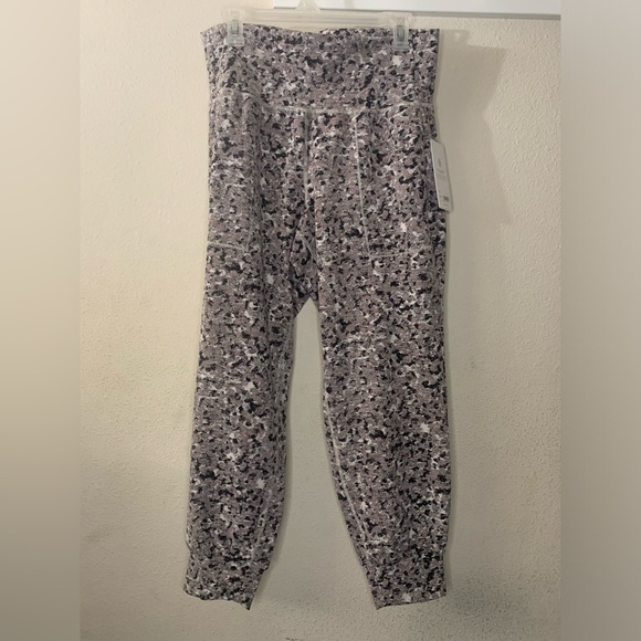 NWT Athleta Salutation Textured Jogger Plus Size 1X Meadow Chocolate - Picture 3 of 11